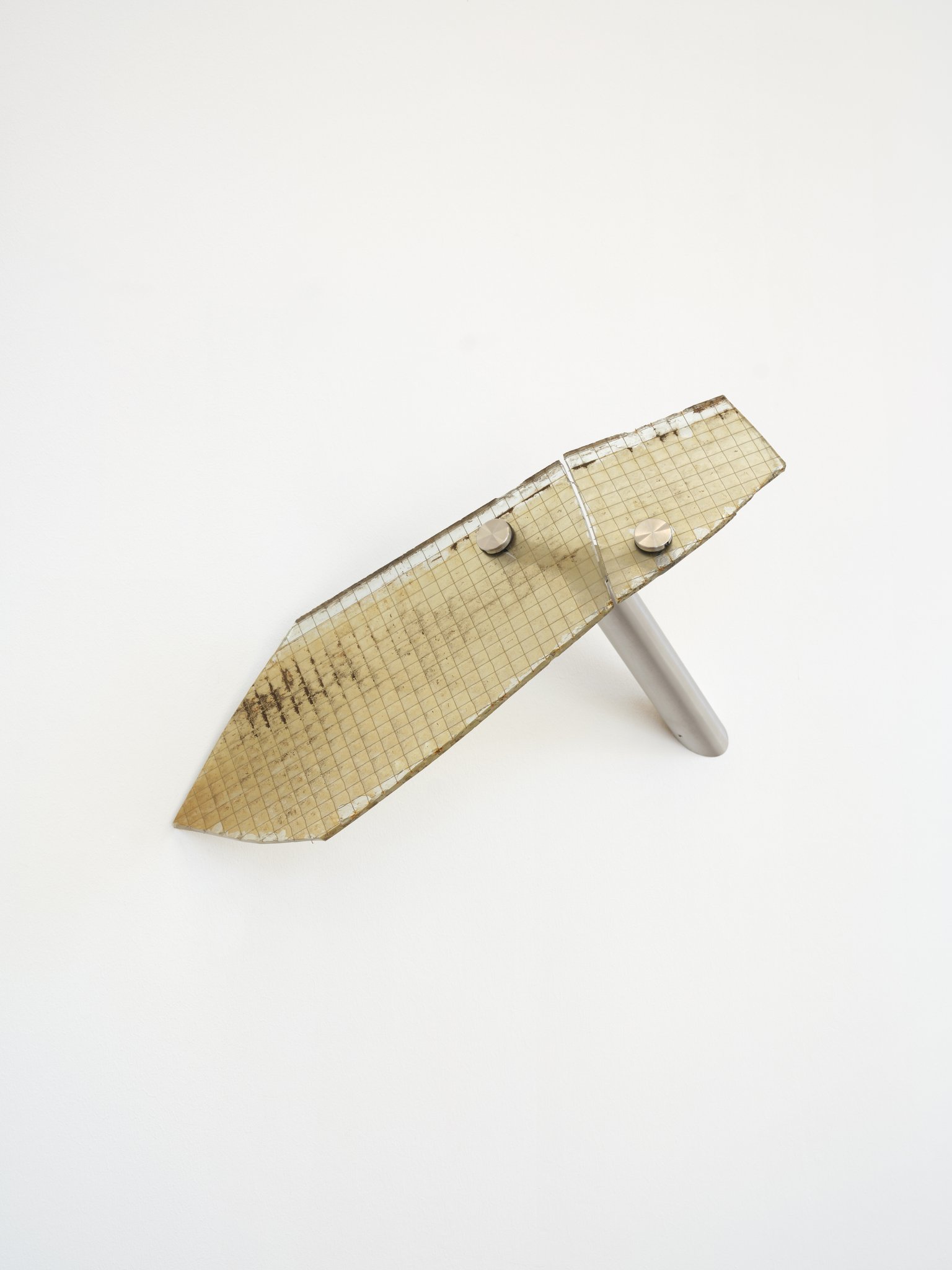 Konsole 1 by Emil Walde, 2026, stainless steel, aluminum, glass