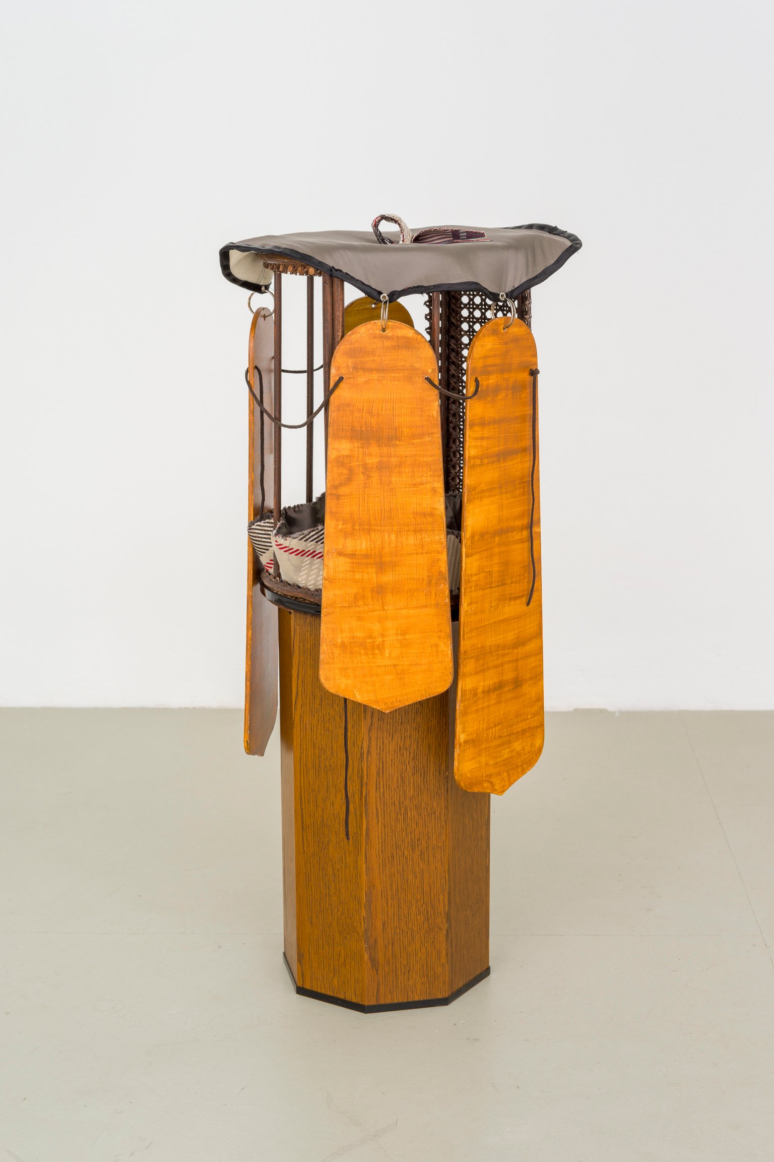 Beneath Jasmine by Miriam Schmitz, 2023, WOOD, FOAM, FABRIC, ACRYLIC PAINT, SPLIT RINGS
