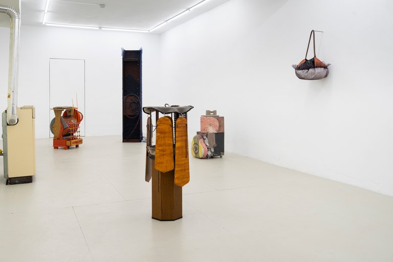 installation view, Trinkets on Trellis