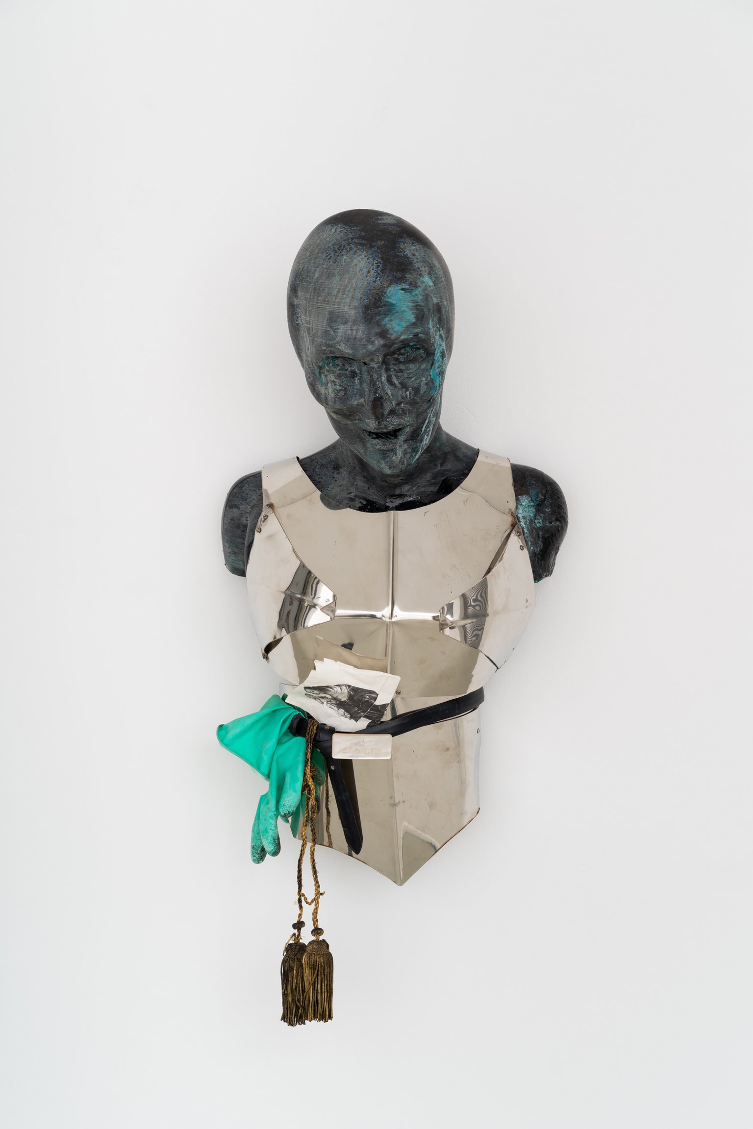 Marienetta Strozzi 3 by Magdalena Frauenberg, 2024, PLA, bronze coating, stainless steel, chord, rubber, paper