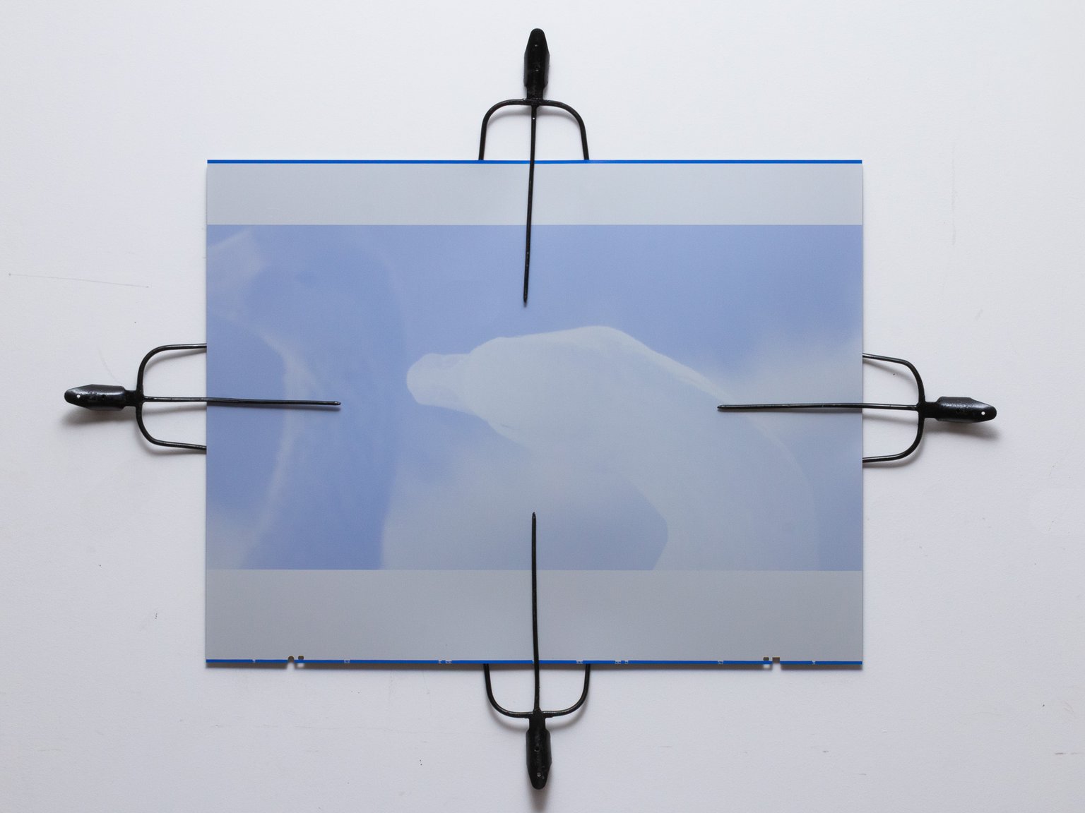 Gesang an die Sonne by Lukas Rehm, 2026, aluminum printing plate, coated iron