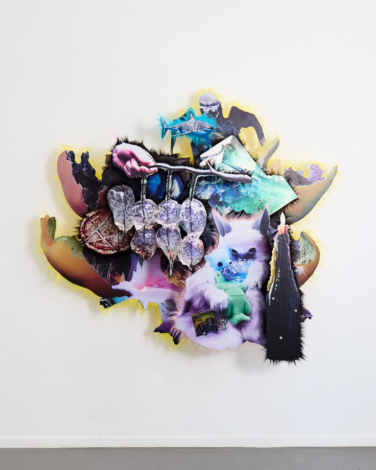 Teeny by Iris Helena Hamers, 2025, UV print on aludibond, aluminum, steel, faux fur