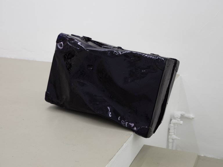 Suitcase 2.2