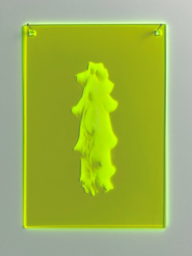 Mnemonic 107 by Susi Gelb, 2022, laser engraving on fluorescent plexiglas
